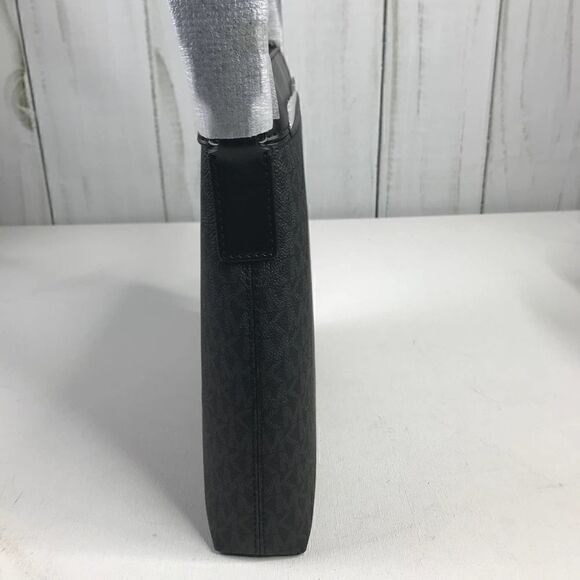 Michael Kors Cooper Womens Crossbody NWT - Picture 3 of 9